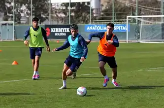 Alanyaspor, Adana Demirspor Maçına Hazırlanıyor