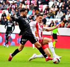 Beşiktaş, Antalyaspor'u 1-0 Yendi!