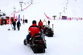 Bingöl Hesarek Kayak Merkezi'nde JAK Timi Görevde