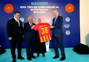 Erdoğan'a Kayserispor Forması