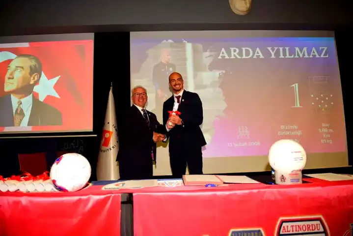 Altınordu'da Gençlere Profesyonel Futbol Hayatı Başlıyor