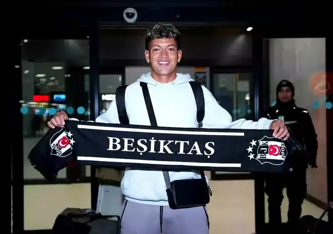 Elan Ricardo, Beşiktaş'ta!