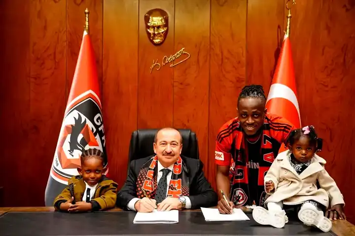 Gaziantep FK, Boateng'i Transfer Etti!