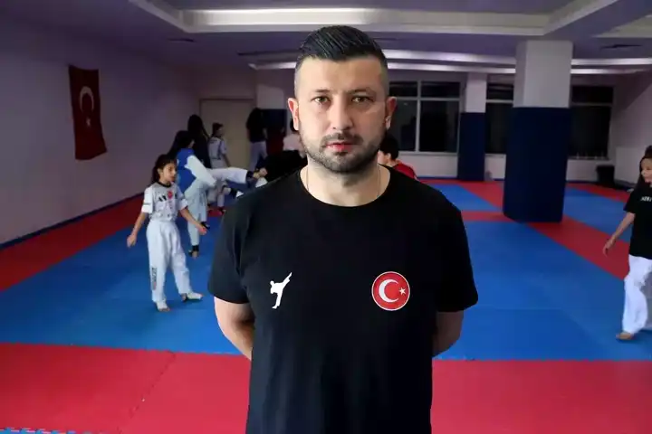 14 Yaşındaki Tekvandocu Mustafa Karadaş'tan Büyük Hedefler